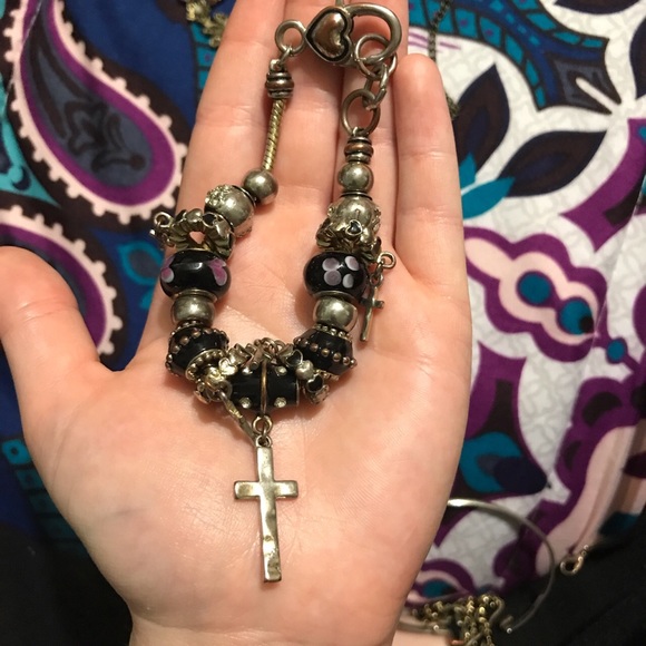 Charm bracelets - Picture 3 of 4